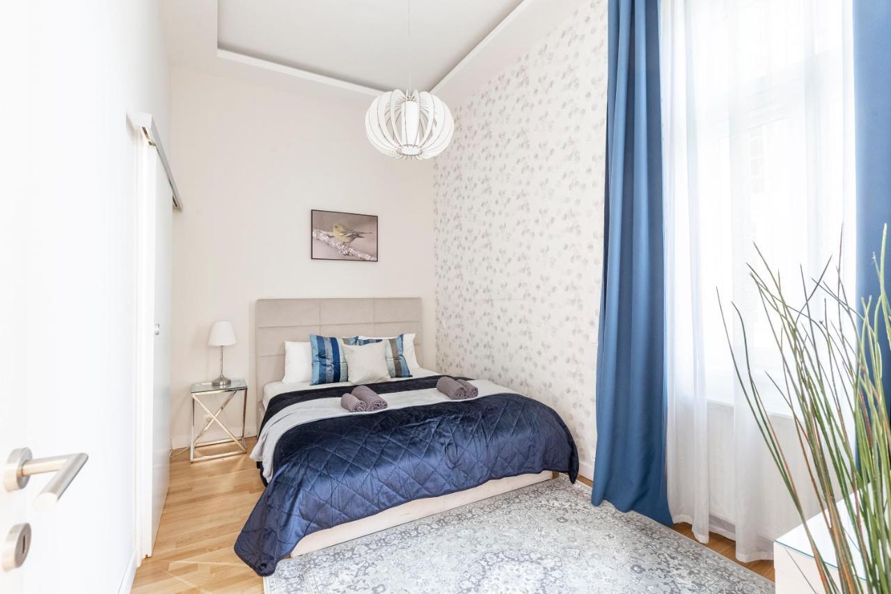 Luxury Quentin Apartment 3 Bedrm, 2 Bathrm Budapest Exterior foto