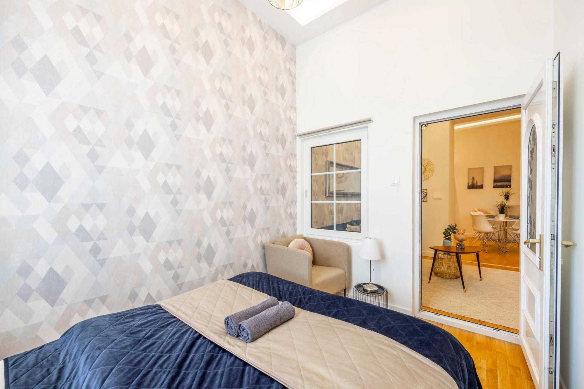 Luxury Quentin Apartment 3 Bedrm, 2 Bathrm Budapest Exterior foto
