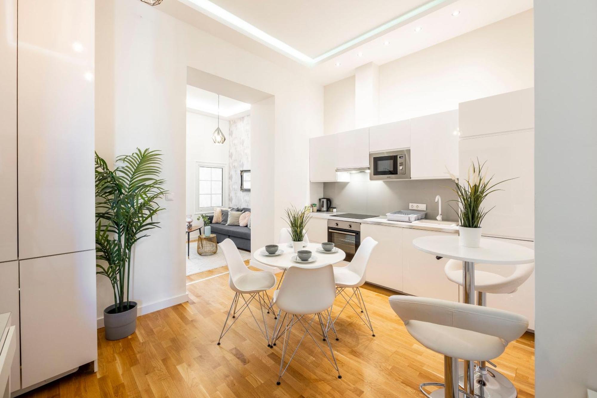 Luxury Quentin Apartment 3 Bedrm, 2 Bathrm Budapest Exterior foto